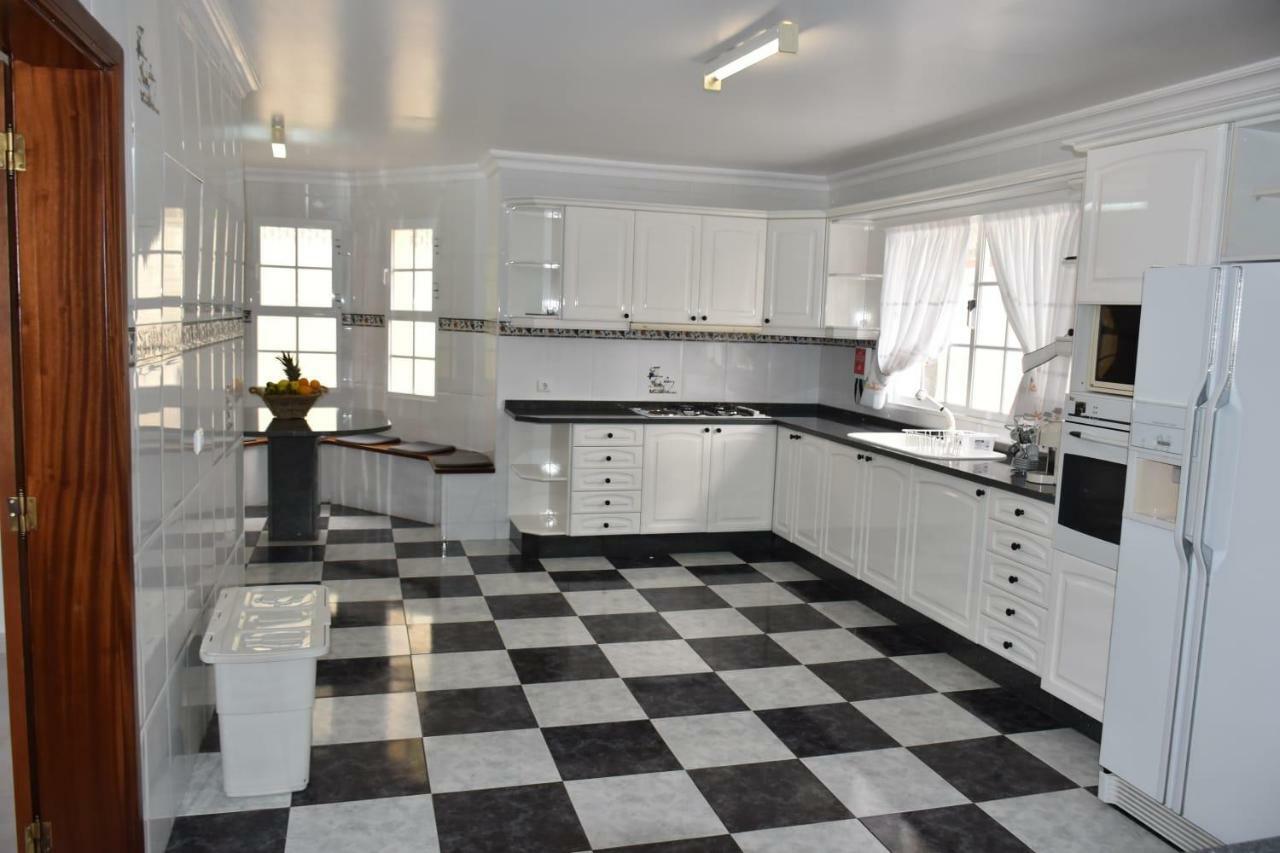 Вилла Mansion Almond - Sea, Sun And A Charming Refuge! Паул-ду-Мар Экстерьер фото