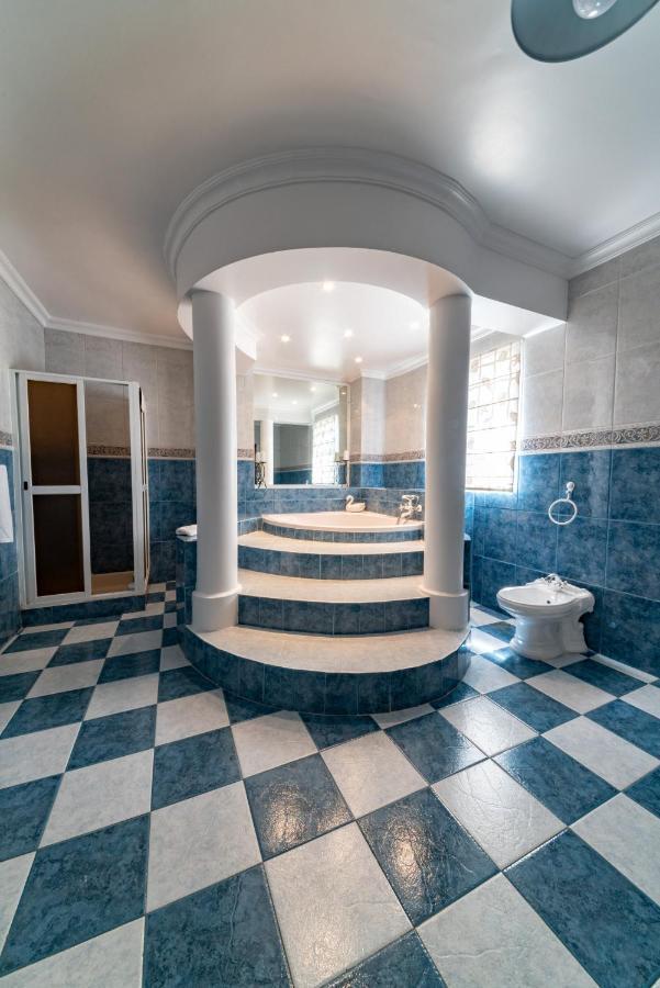 Вилла Mansion Almond - Sea, Sun And A Charming Refuge! Паул-ду-Мар Экстерьер фото