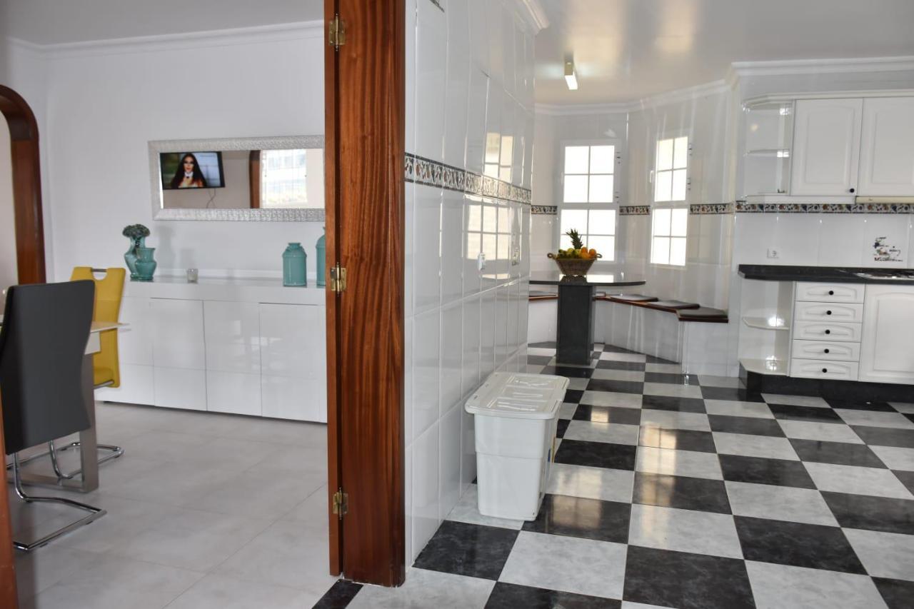 Вилла Mansion Almond - Sea, Sun And A Charming Refuge! Паул-ду-Мар Экстерьер фото